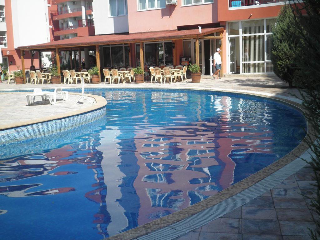 Apartments Privilige Fort Beach Elenite Exterior foto