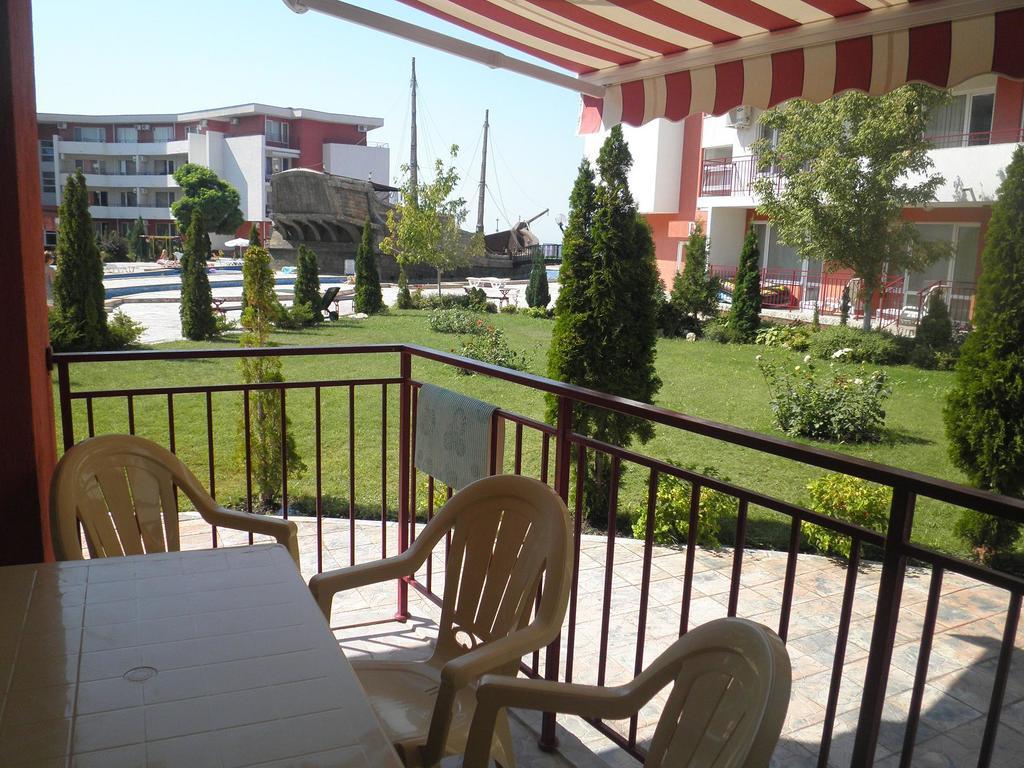Apartments Privilige Fort Beach Elenite Exterior foto